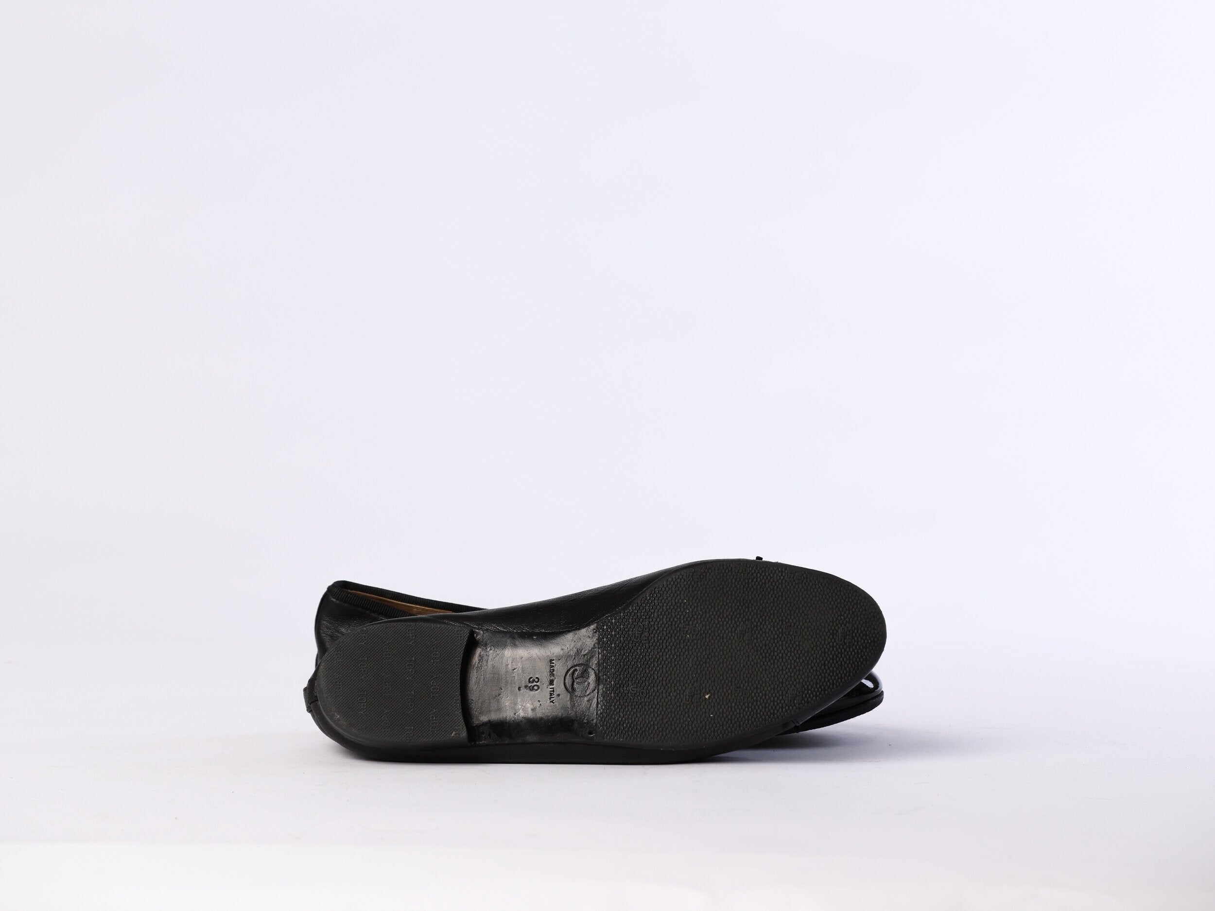 Chanel // Black Leather Bow Ballet Flats – VSP Consignment