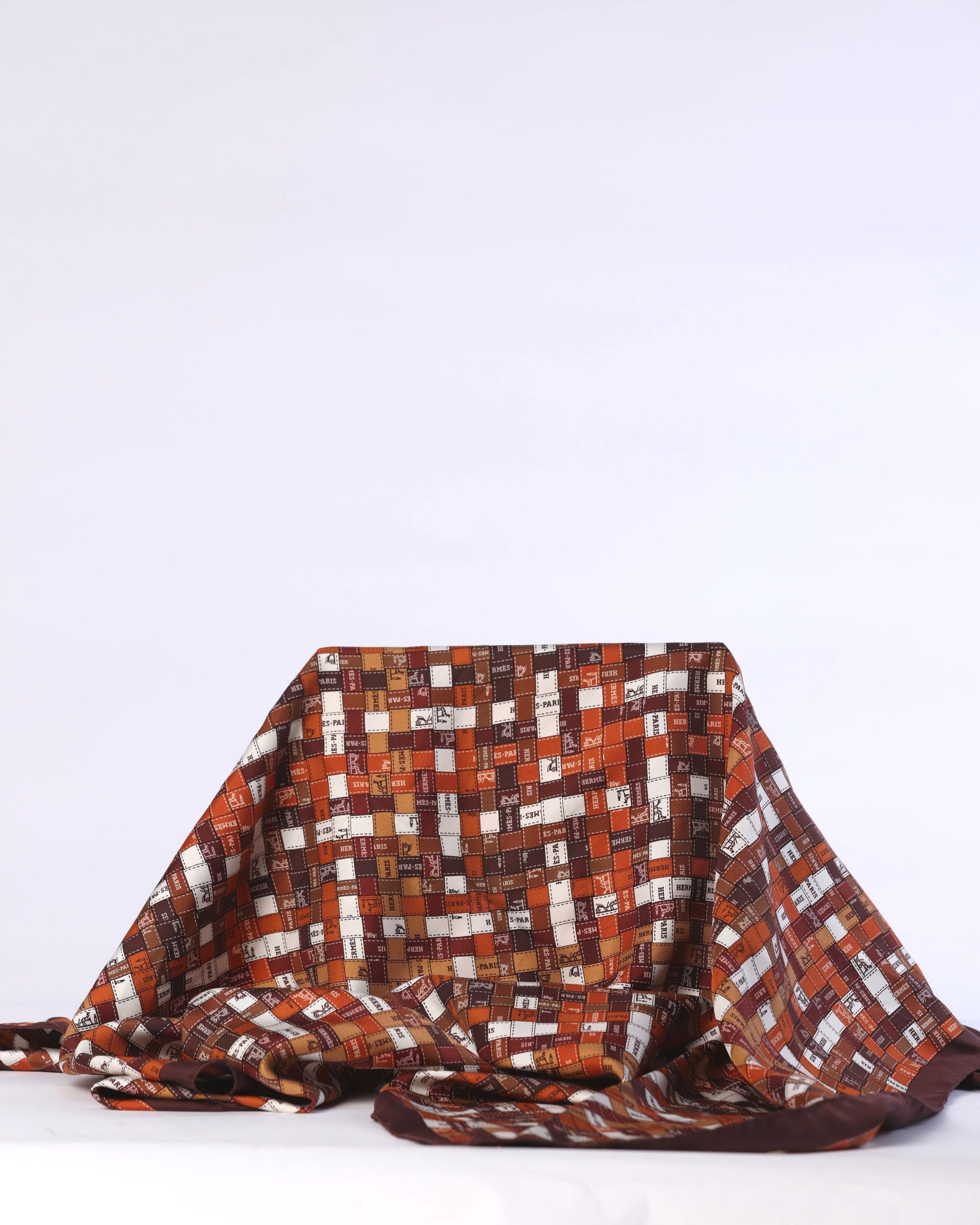 HERMES | Bolduc au Carre Silk Scarf – The Vault By Volpe Beringer