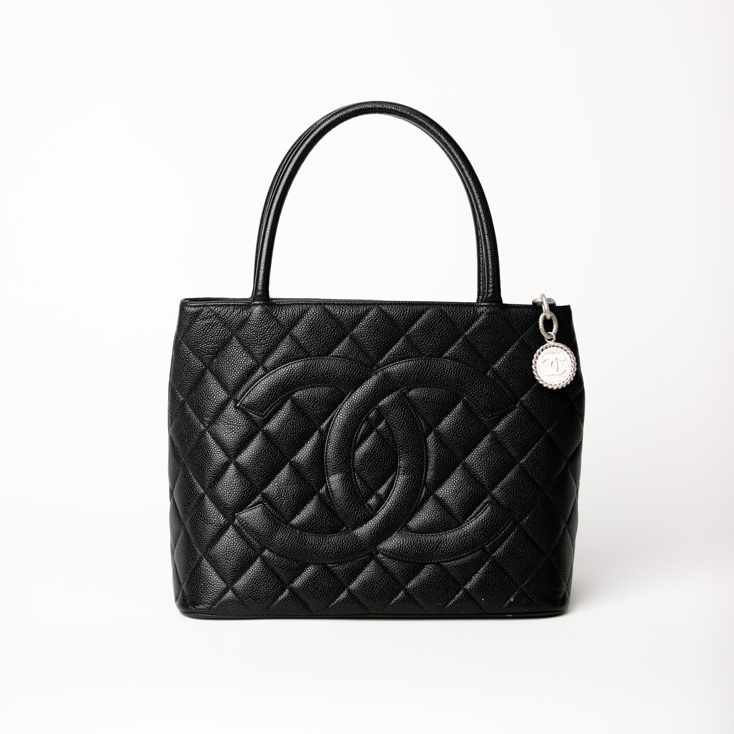CHANEL  Black Quilted Calfskin Wood Top Handle Bag-- Rare – The Vault By  Volpe Beringer